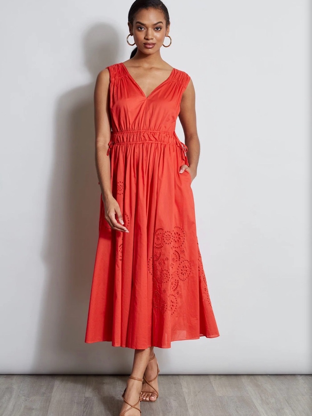 #2 - Elie Tahari Christabel Sleeveless V-Neck Red Maxi Dress Eyelet 100% cotton - Picture 5 of 6
